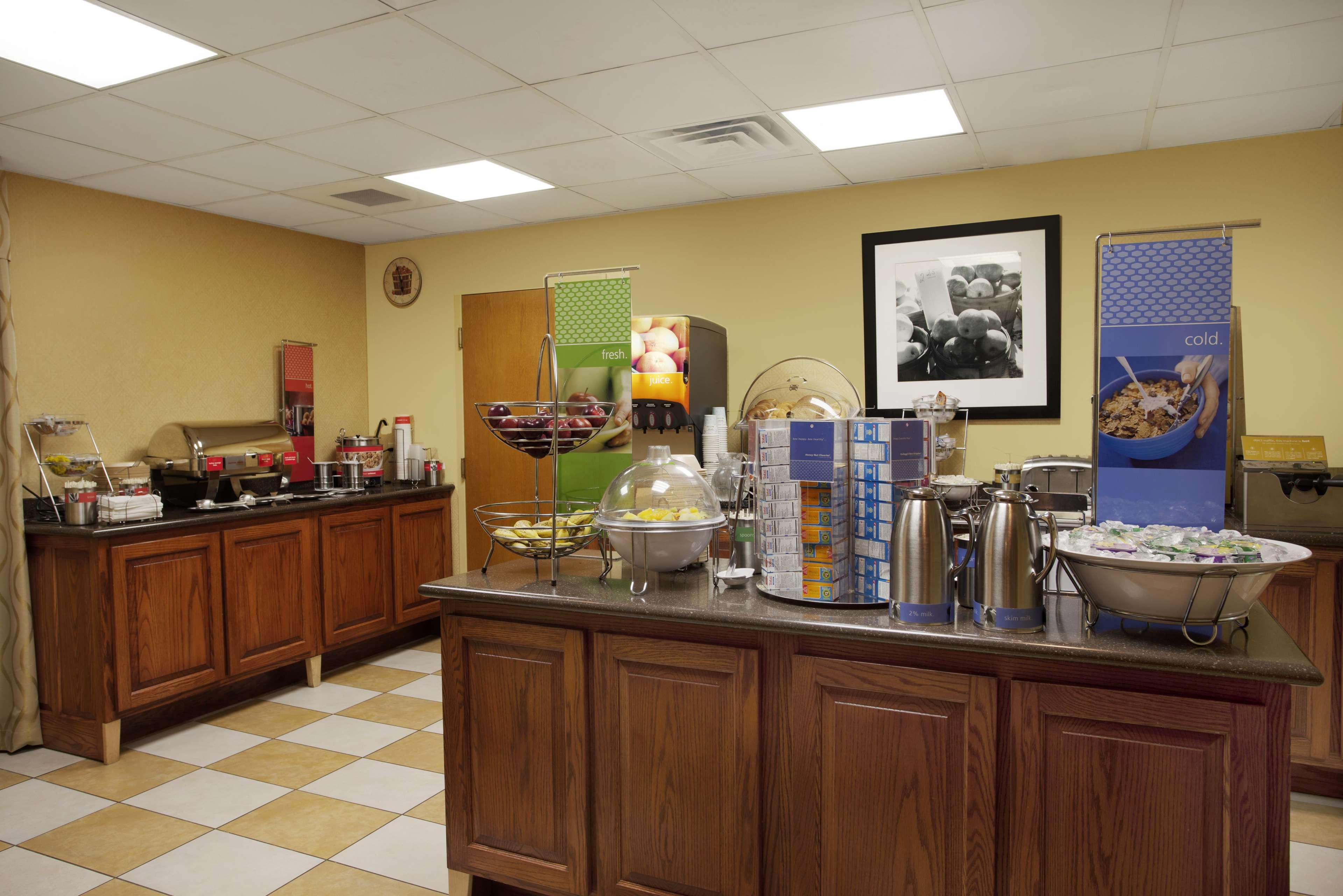 Hampton Inn Sidney Restaurant foto